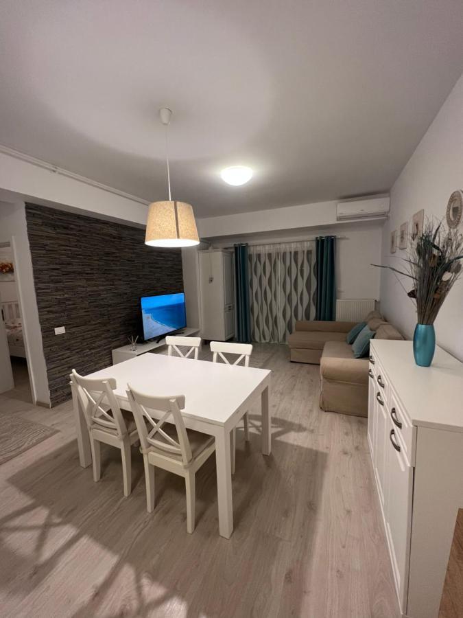 Eqinox Apartments Năvodari Extérieur photo